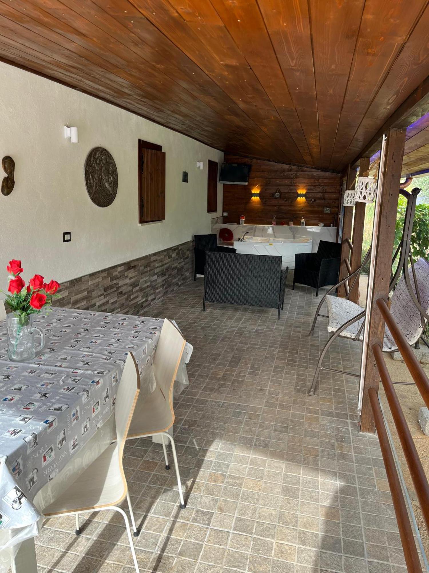 Villa Fiore - Piscina E Idromassaggio Itri Exterior foto